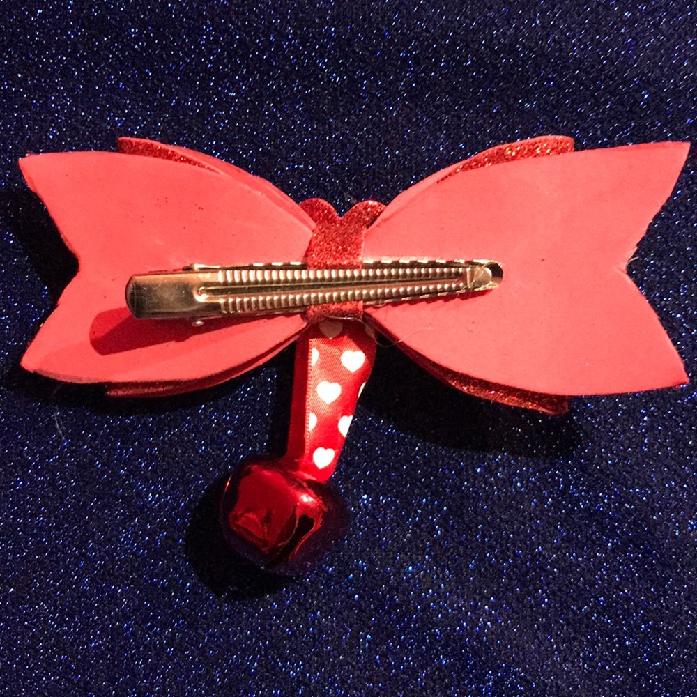 Red bow. - Picture 2 of 2